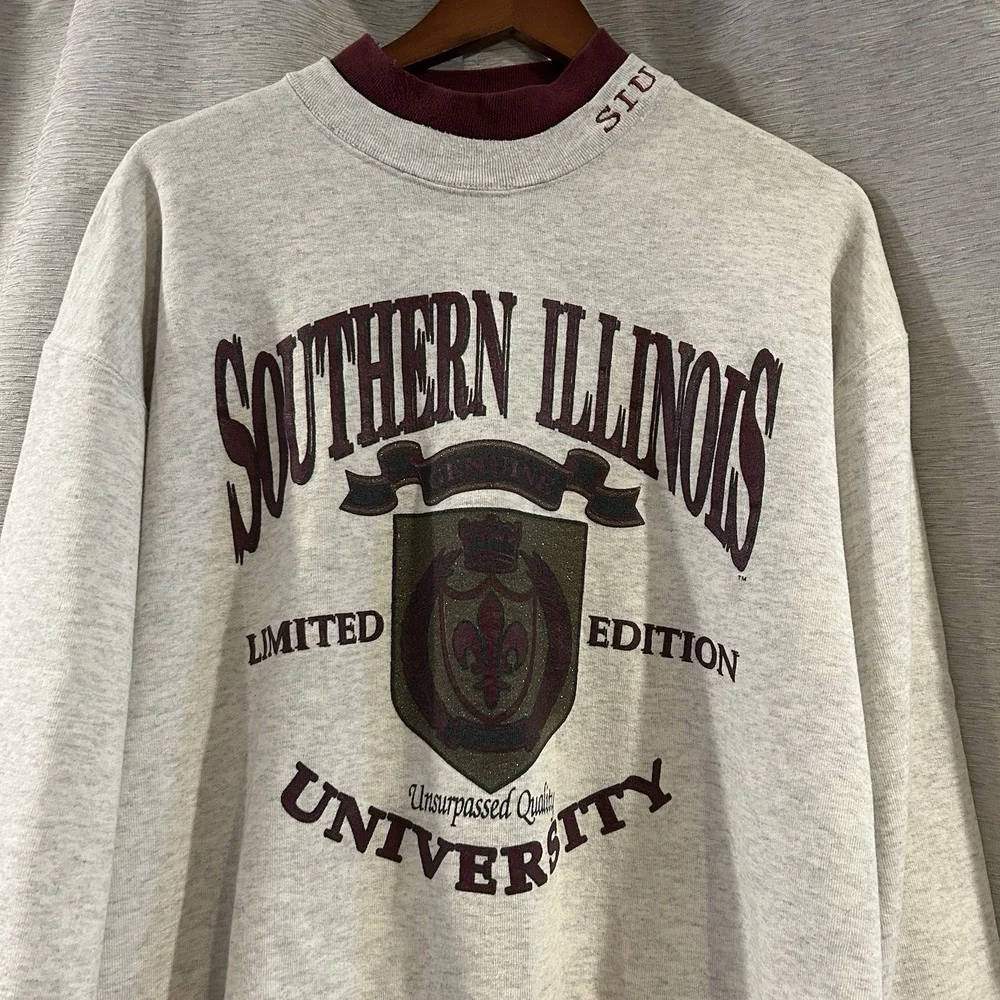 VTG 90s Southern Illinois‎ University Sweatshirt HUGE SPELLOUT LOGO Mens Size L